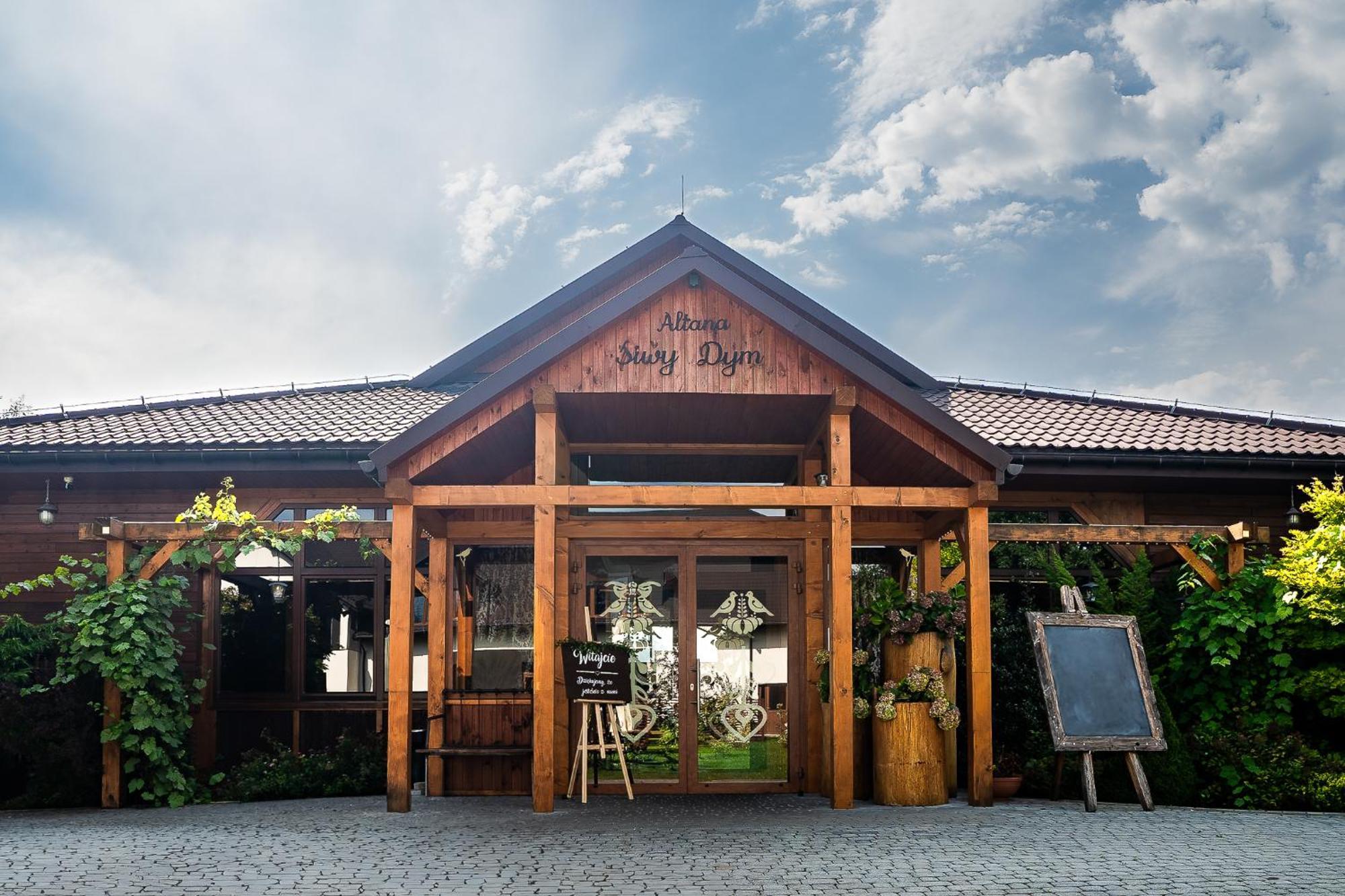 Hotel Cztery Pory Roku Глогув-Малопольский Экстерьер фото
